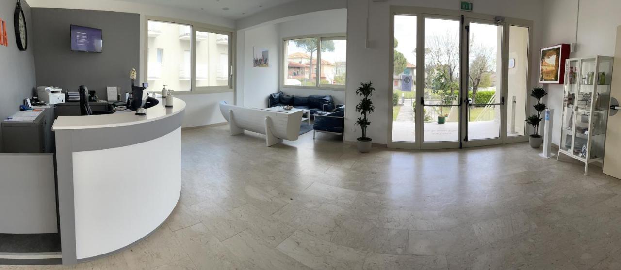 Hotel Amedea Cervia Exterior foto